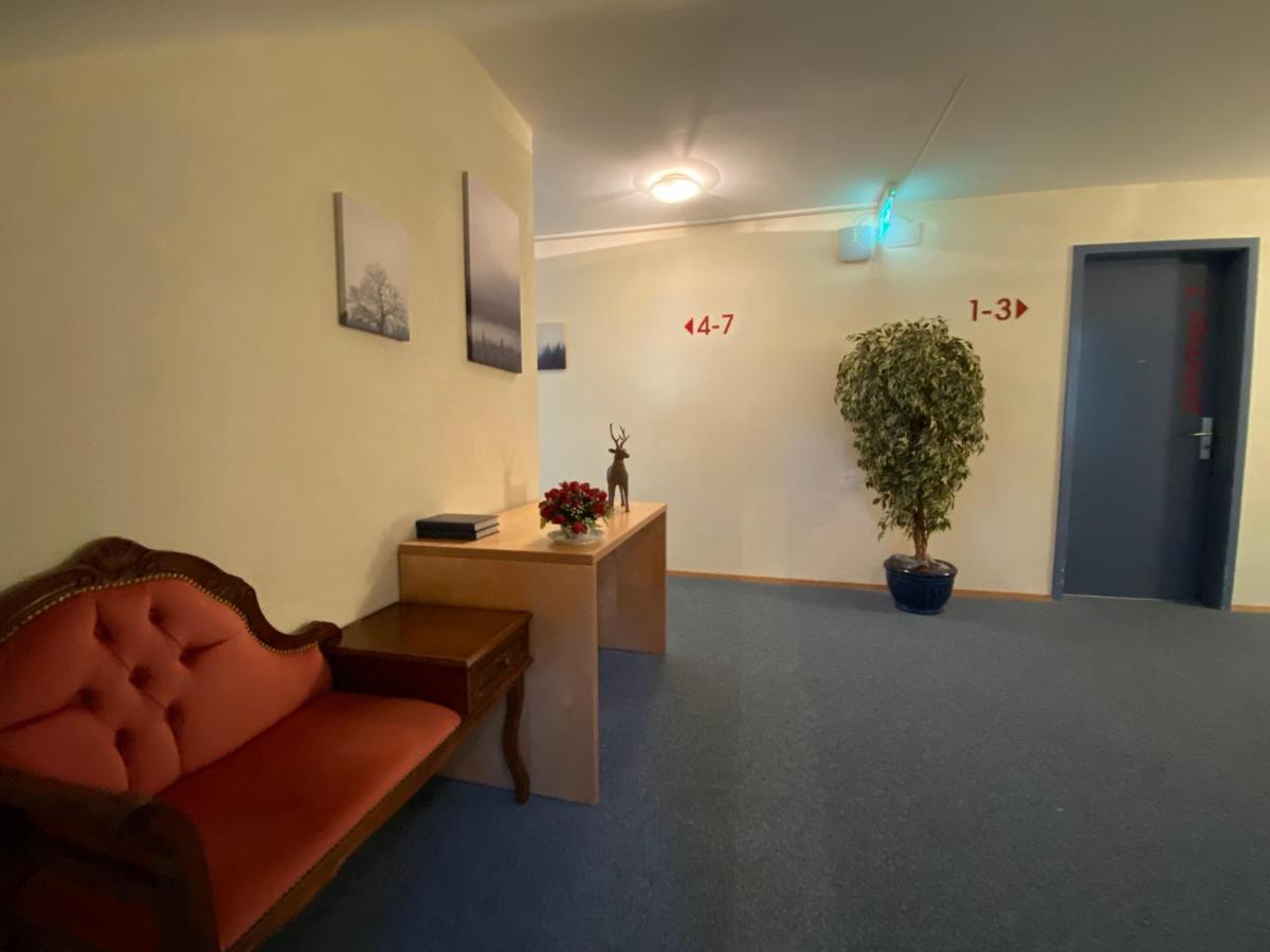 Hotel Hirschen Hinwil Exterior photo